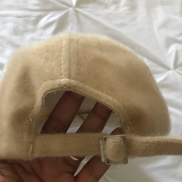 Brand new trendy floral design cap. - Picture 2 of 6